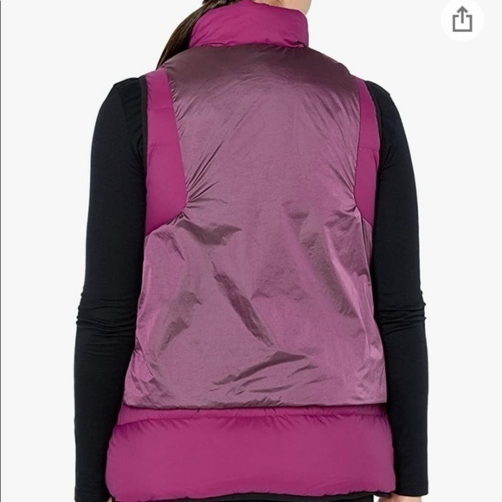Adidas W down vest C.R. in power berry size small NWT - Picture 2 of 16